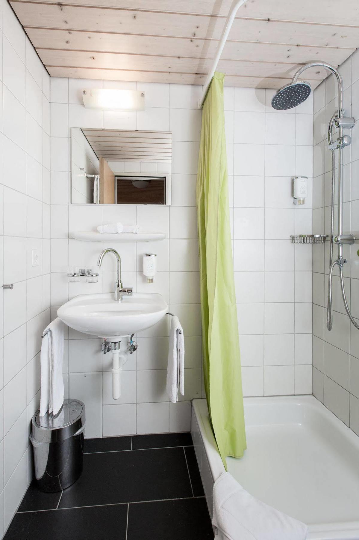 Ziegelhuesi Hotel, Bei Bern 3*